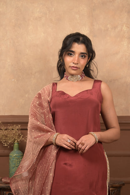Sundari 3-Piece Ethnic Set – Maroon | Viscose Crepe with Crushed Tissue Dupatta