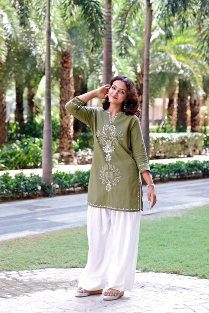Olive Green Saavi Farshi Set